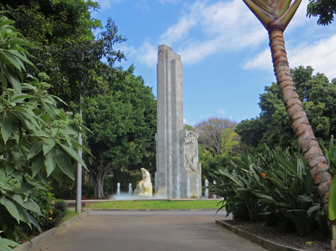 Garcia Sanabria Monument, Santa Cruz